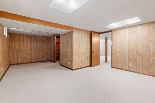 3701 Violet Avenue N, Brooklyn Center, MN 55429