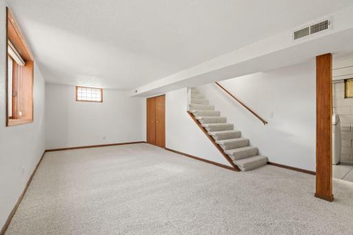 3701 Violet Avenue N, Brooklyn Center, MN 55429