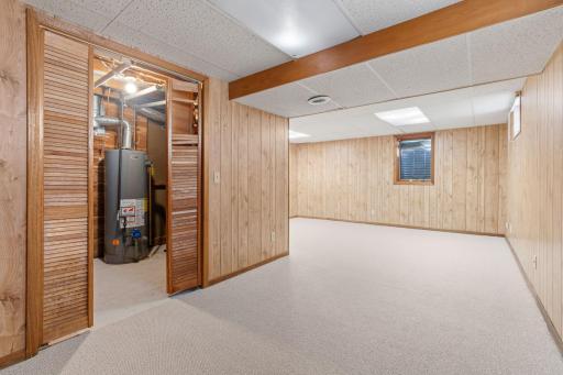 3701 Violet Avenue N, Brooklyn Center, MN 55429
