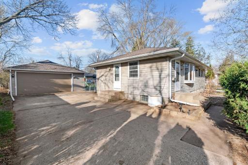 3701 Violet Avenue N, Brooklyn Center, MN 55429