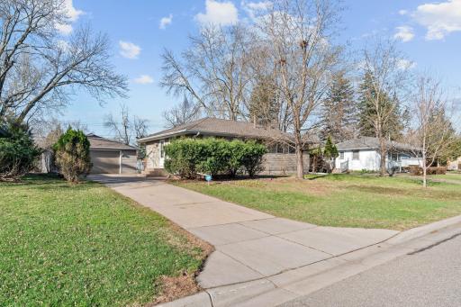 3701 Violet Avenue N, Brooklyn Center, MN 55429