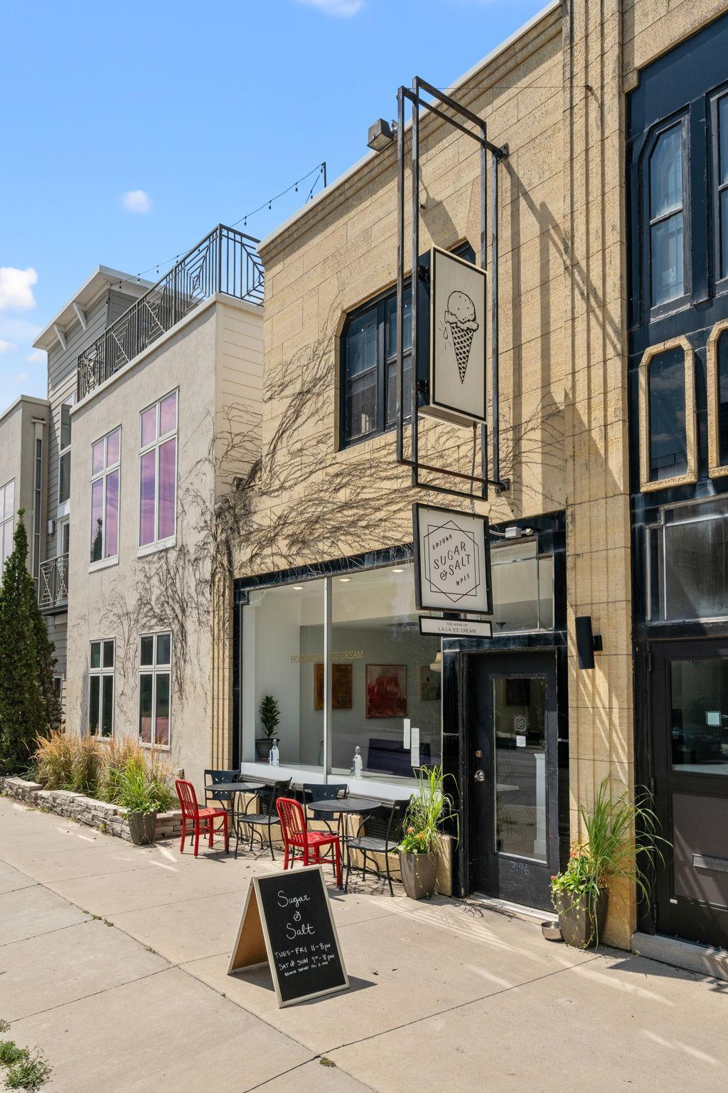 LaLa Ice Cream & Luncheonette