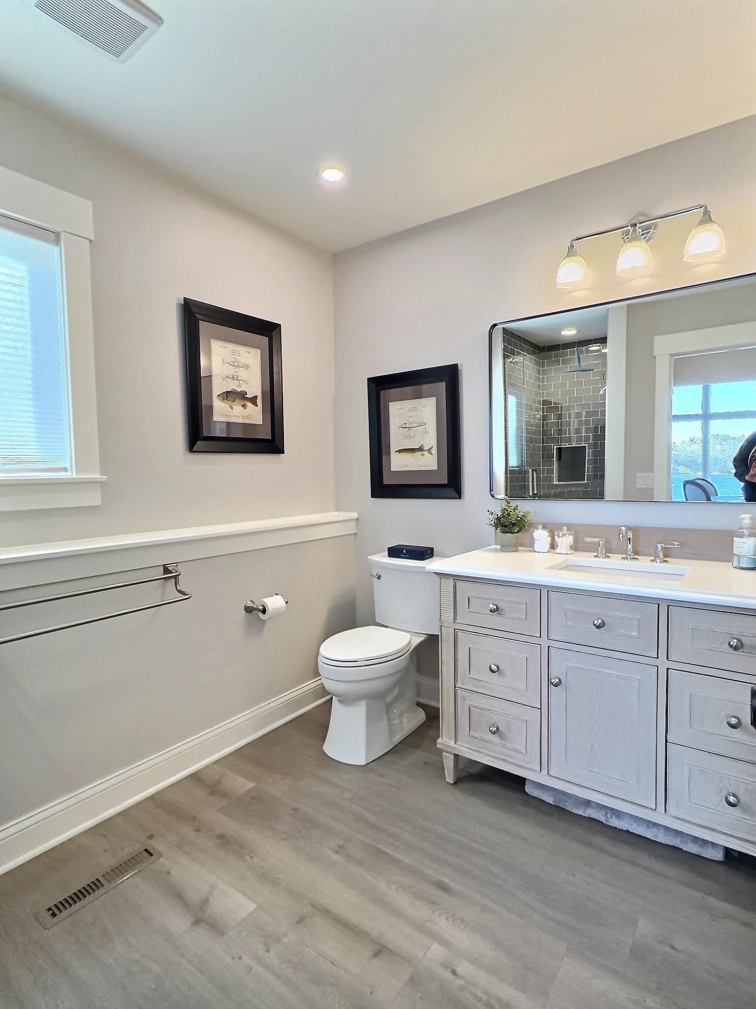 A 2nd photo of the recently updated bathroom on the lakeside level.