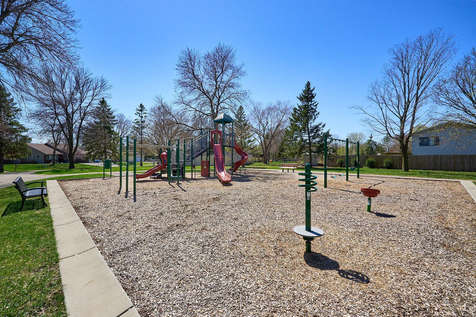 Katy Hills Park, a neighborhood playground & walking path