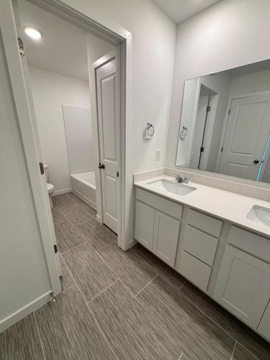 Secondary Full Bath ( Double Vanity)