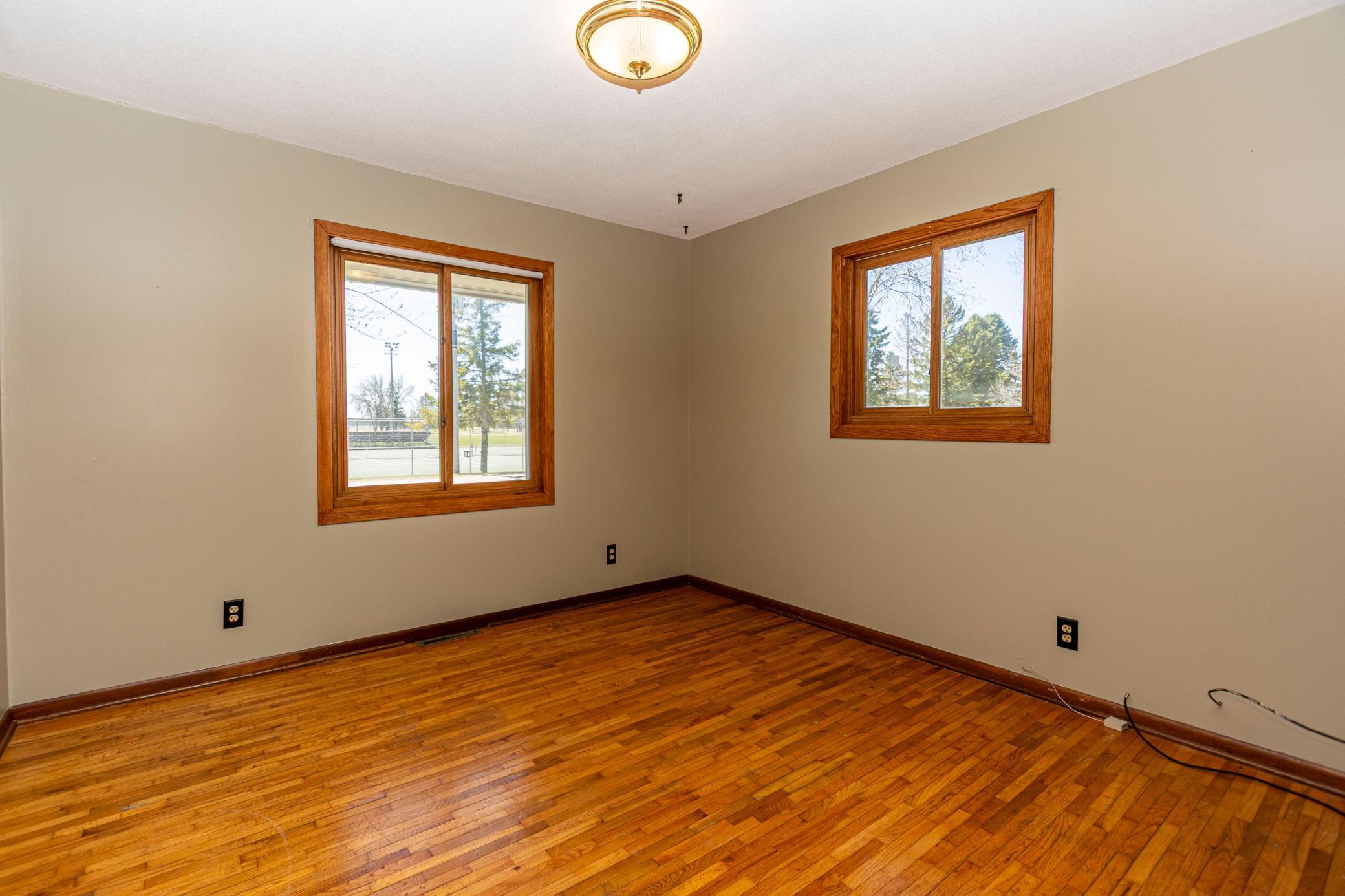 Main Level Bed 2.jpg