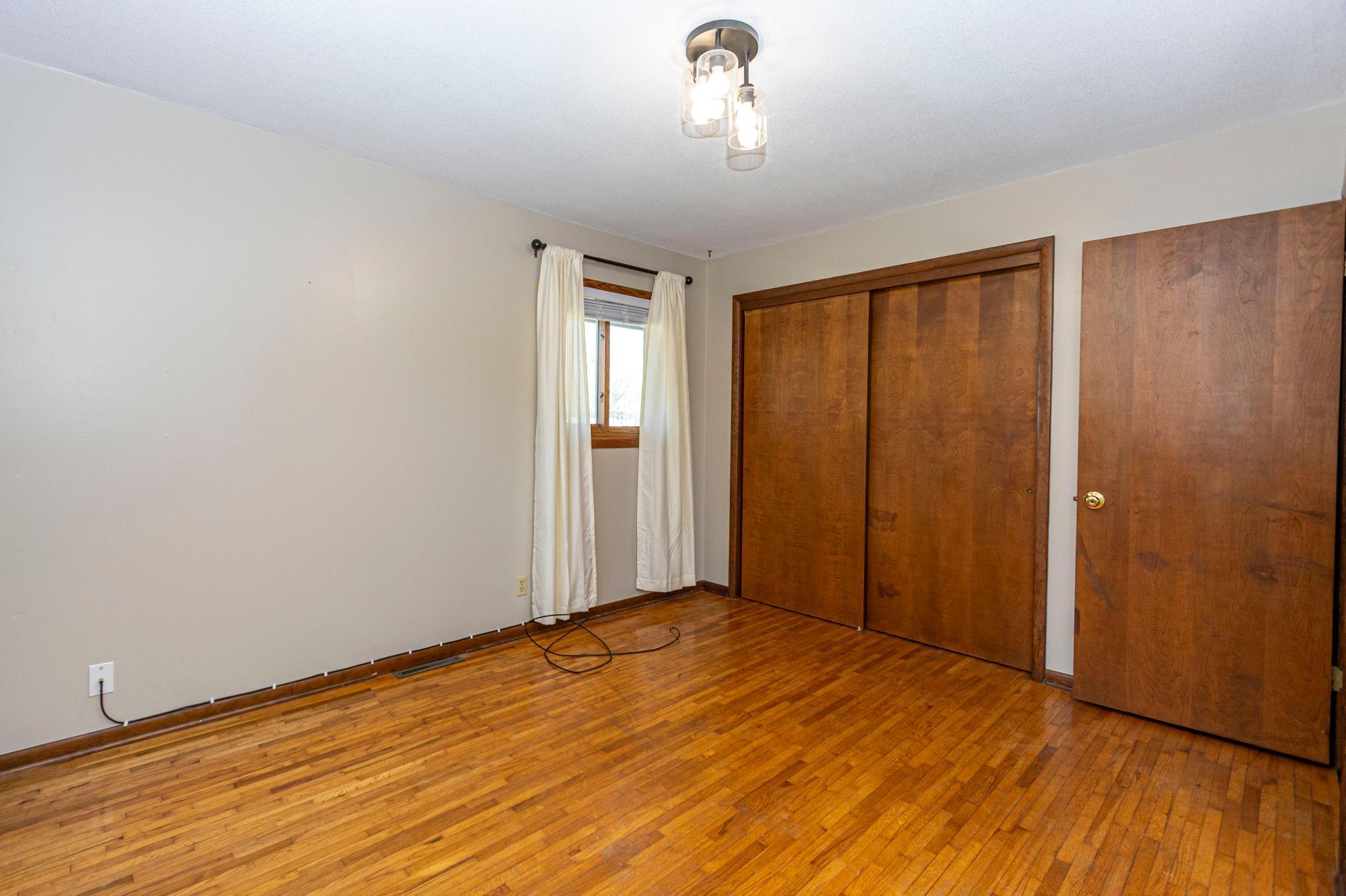 Main Level Bed 1.jpg