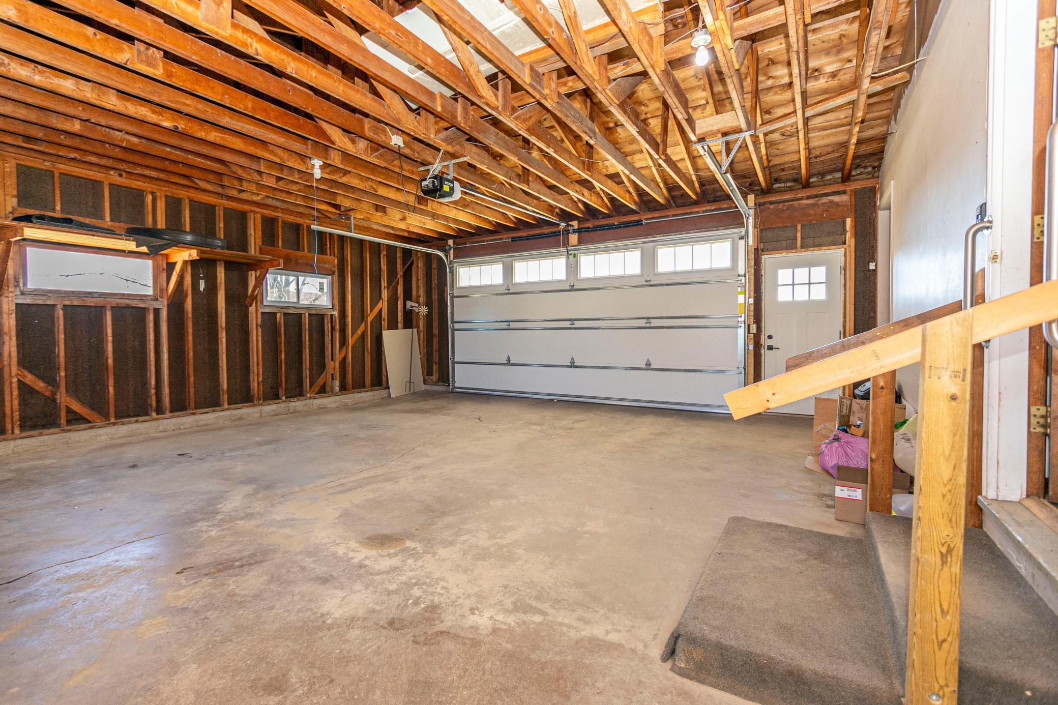 Attached 2 stall.jpg