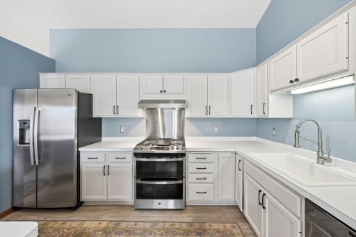 6108 Creek Line Drive, Minnetonka, MN 55345