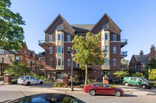 301 Clifton Avenue, 3D, Minneapolis, MN 55403