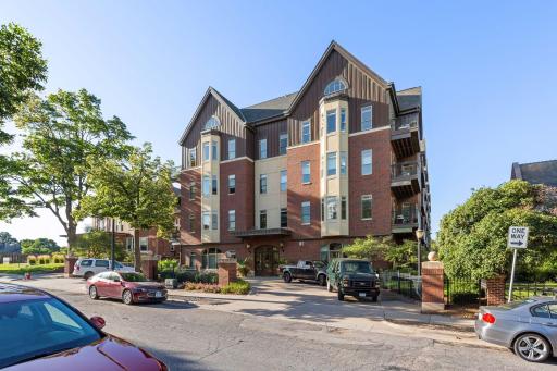 301 Clifton Avenue, 3D, Minneapolis, MN 55403