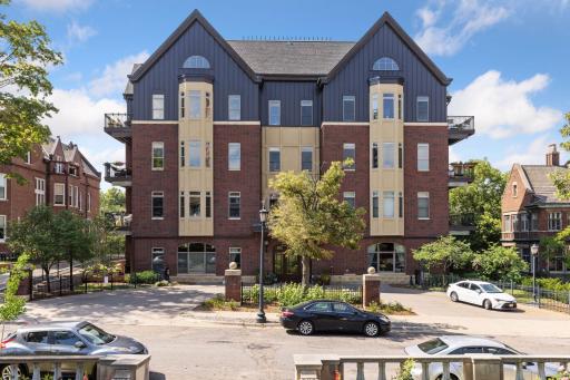 301 Clifton Avenue, 3D, Minneapolis, MN 55403