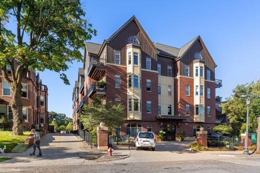 301 Clifton Avenue, 3D, Minneapolis, MN 55403