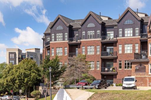 301 Clifton Avenue, 3D, Minneapolis, MN 55403