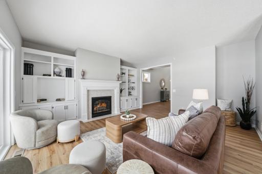 3868 Green Heights Trail SW, Prior Lake, MN 55372