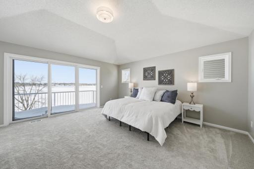 3868 Green Heights Trail SW, Prior Lake, MN 55372