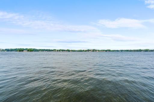 3868 Green Heights Trail SW, Prior Lake, MN 55372