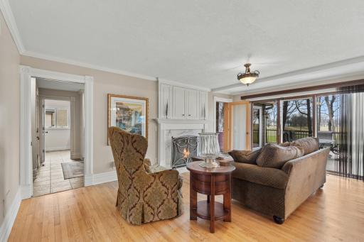 2890 Autumn Woods Drive, Chaska, MN 55318