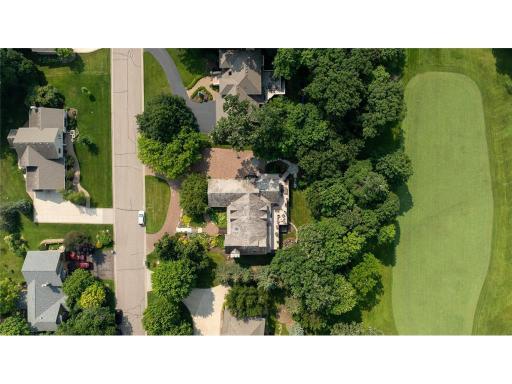 2890 Autumn Woods Drive, Chaska, MN 55318