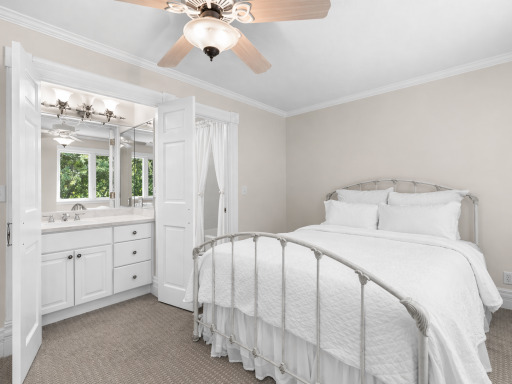 2890 Autumn Woods Drive, Chaska, MN 55318