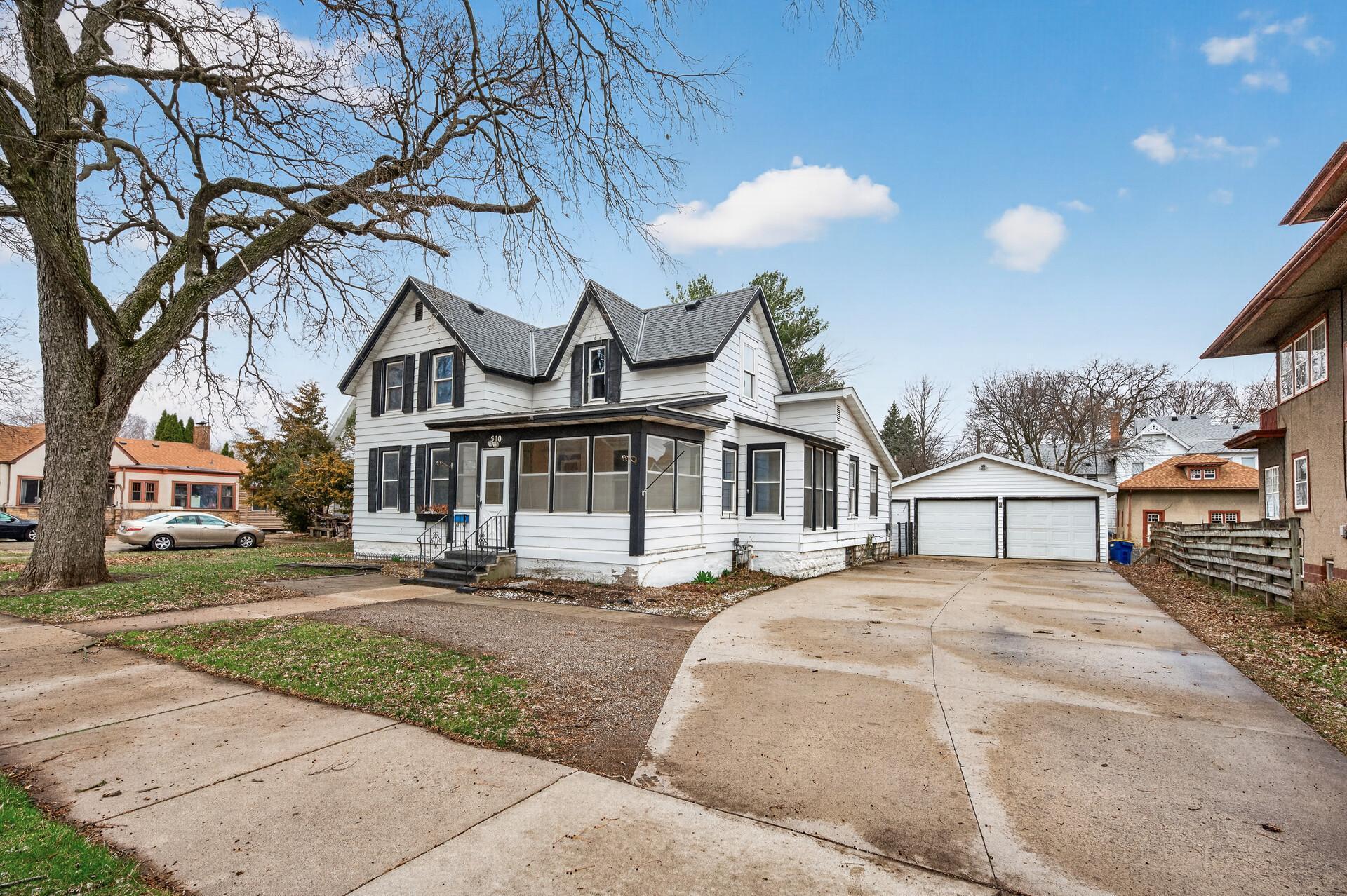 Front of Home & Garage