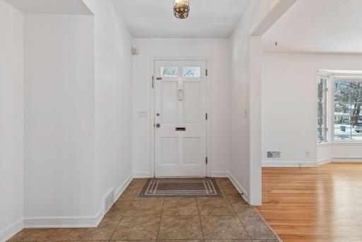 4012 Linden Hills Boulevard - Spacecrafting - 0018.jpg