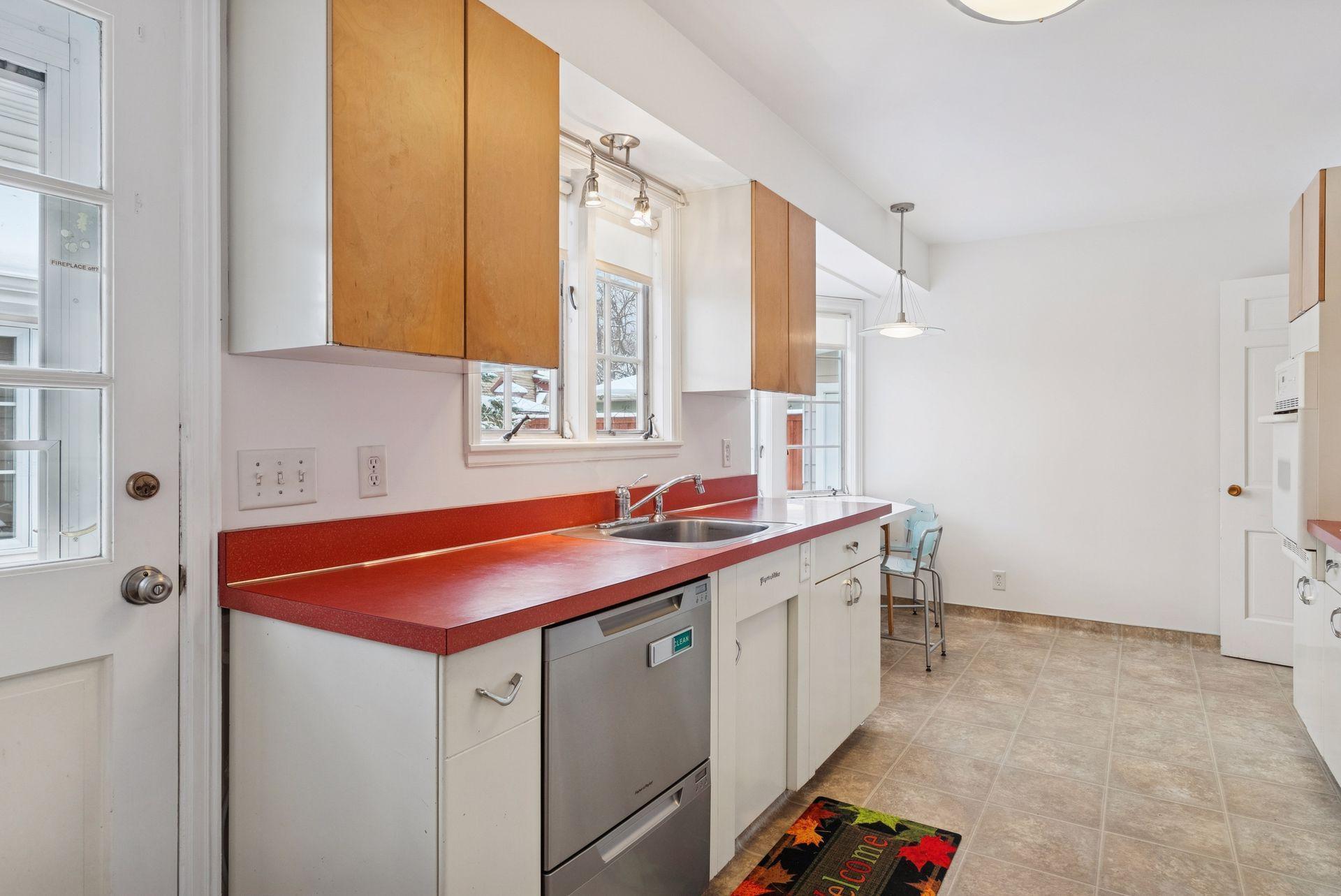 4012 Linden Hills Boulevard - Spacecrafting - 0028.jpg