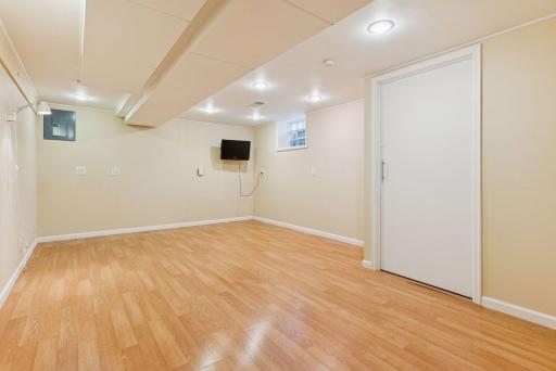 4012 Linden Hills Boulevard - Spacecrafting - 0048.jpg