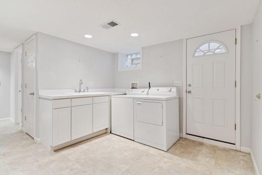 4012 Linden Hills Boulevard - Spacecrafting - 0046.jpg