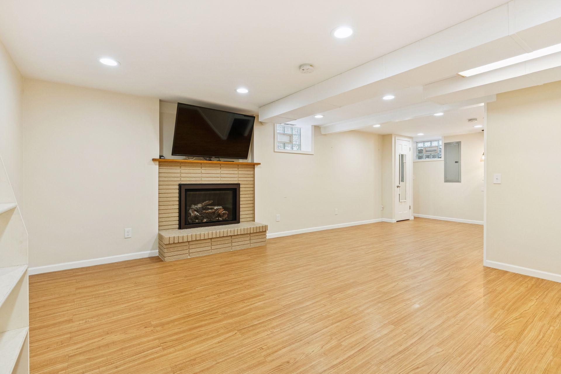 4012 Linden Hills Boulevard - Spacecrafting - 0041.jpg