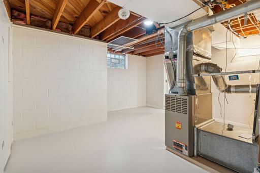 4012 Linden Hills Boulevard - Spacecrafting - 0039.jpg