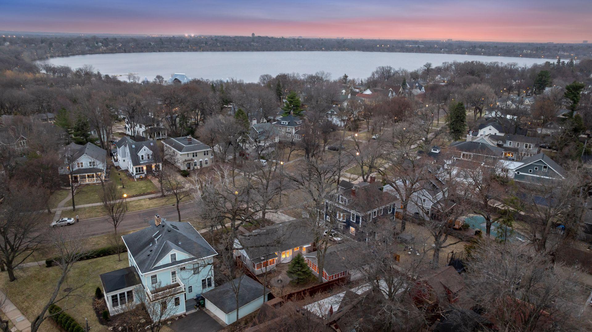 4012 Linden Hills Boulevard - Spacecrafting - 0002.jpg