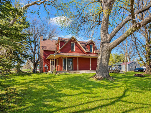 8655 8th Avenue, New Auburn, MN 55366