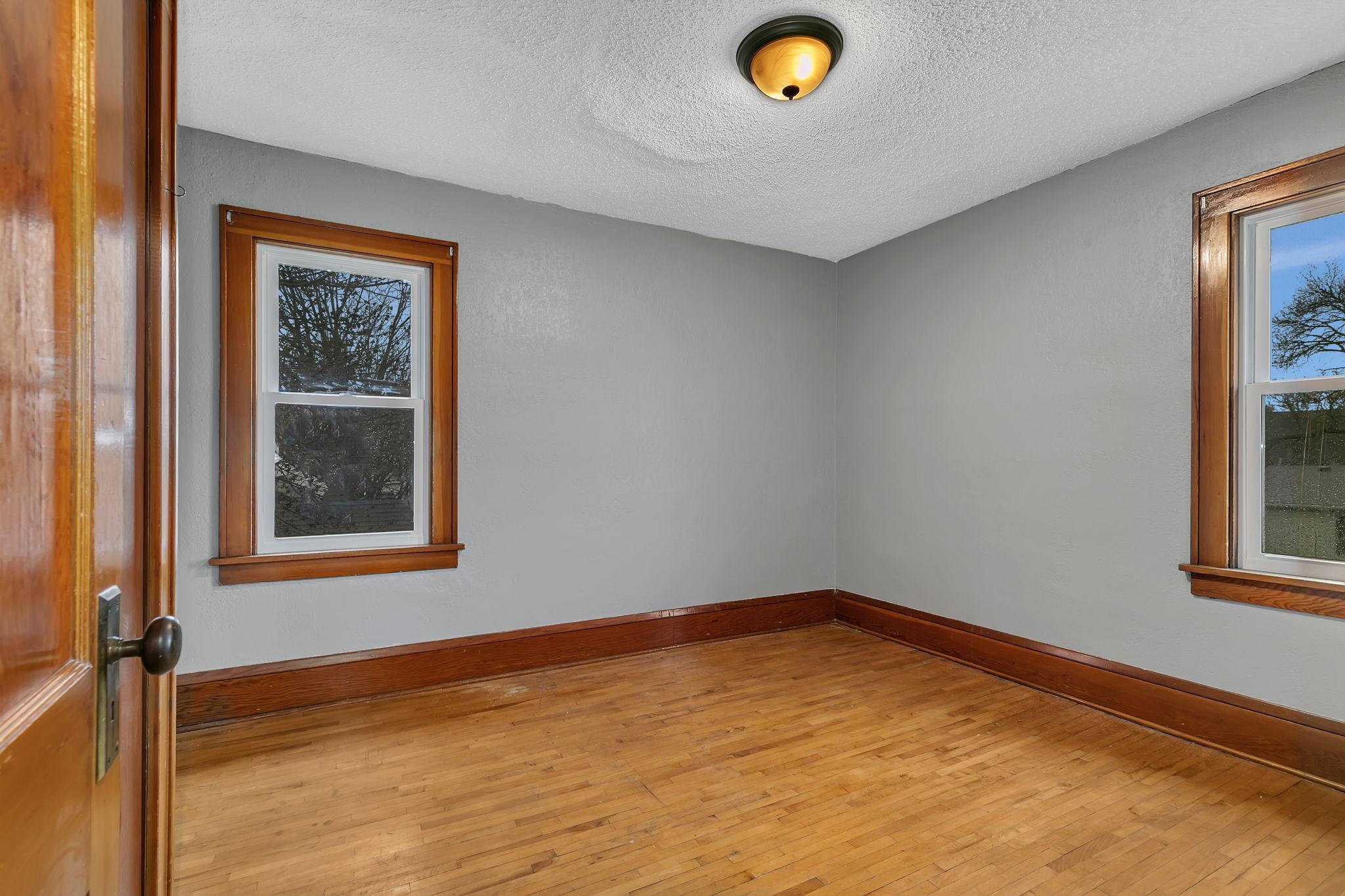 UL-Bedroom Number 4 with Closet