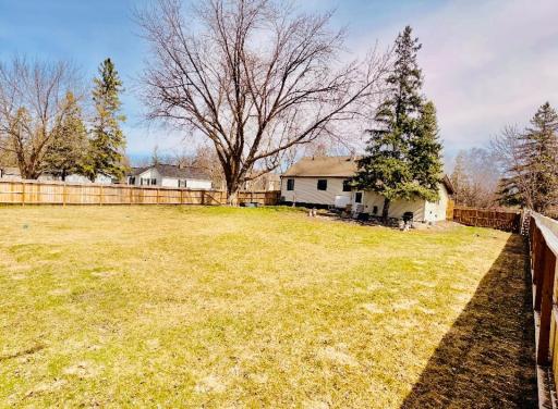 121 5th Avenue NW, Baudette, MN 56623