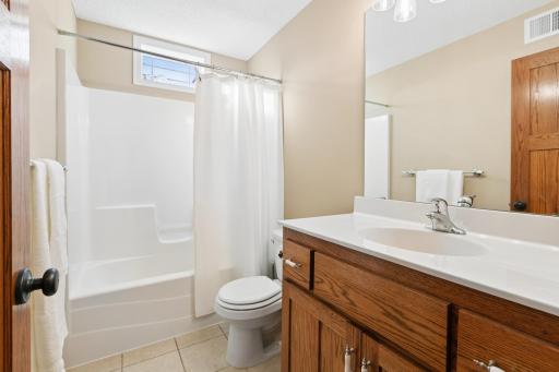 Upper Level Full Bathroom