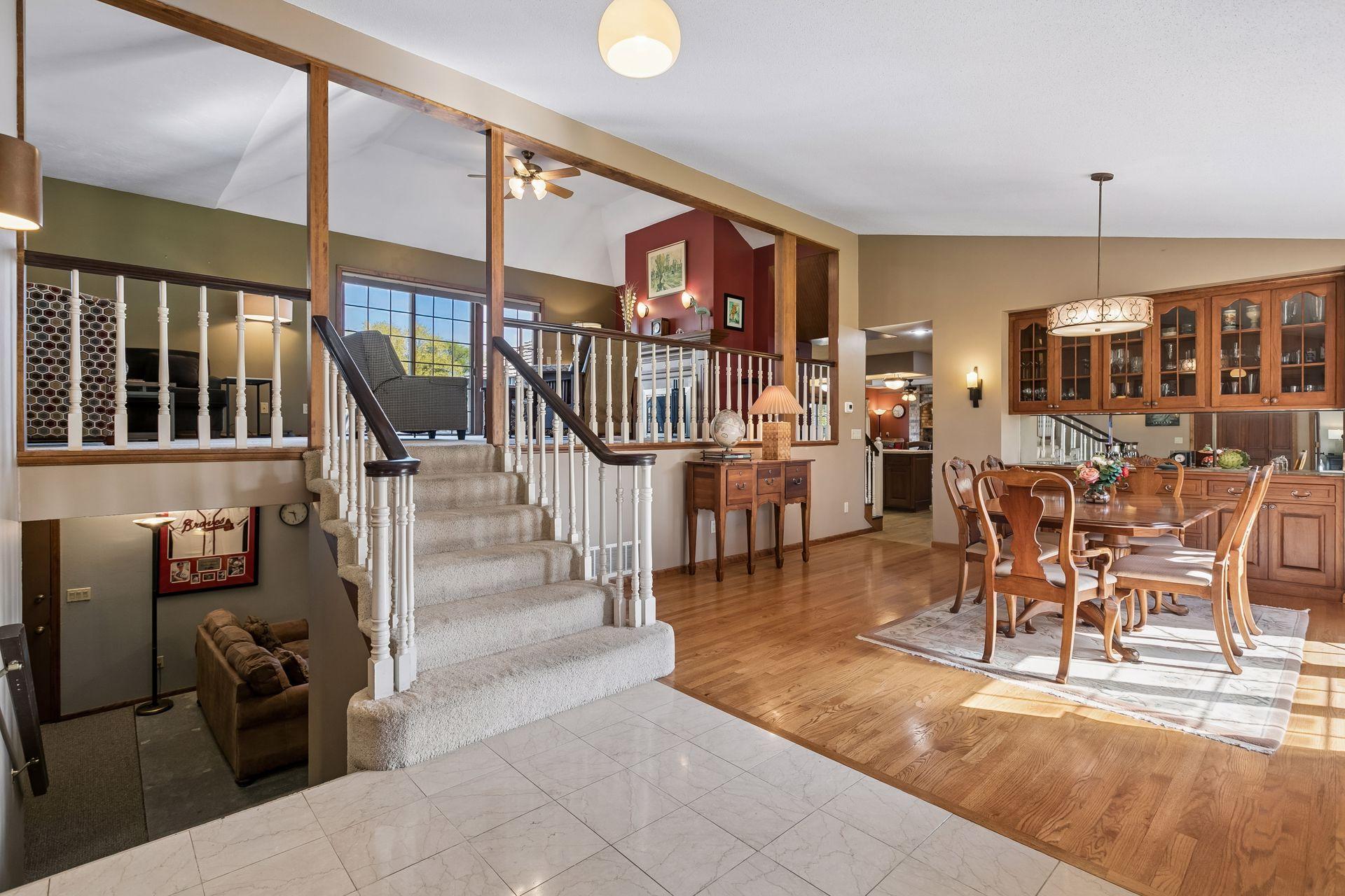 Open and vaulted open spaces greet you, along with a spacious foyer