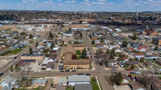 130 1st Avenue SE, Dickinson, ND 58601