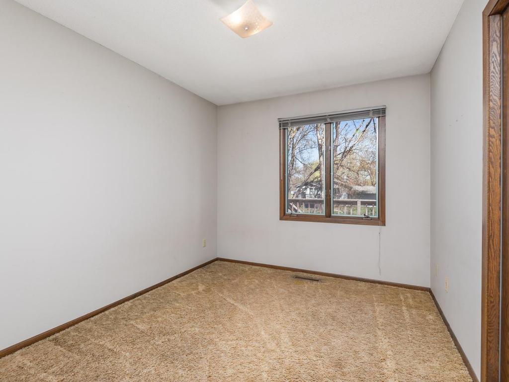 Upper level Bedroom 2