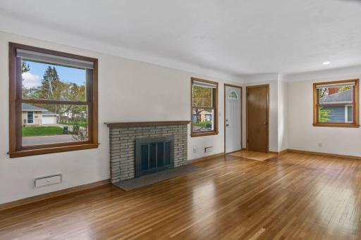 8308 Dupont Avenue S, Minneapolis, MN 55420