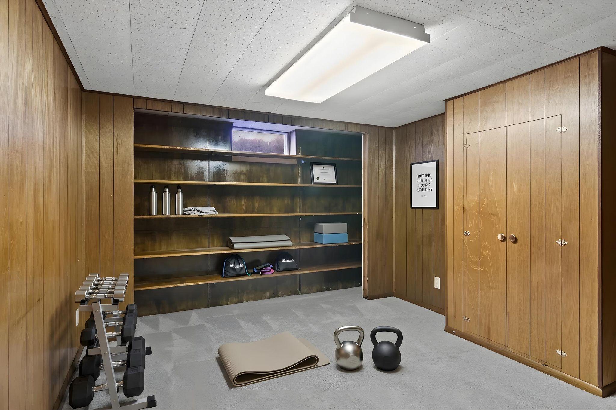 8308 dupont ave s - 226b - VIRTUAL STAGING.jpg
