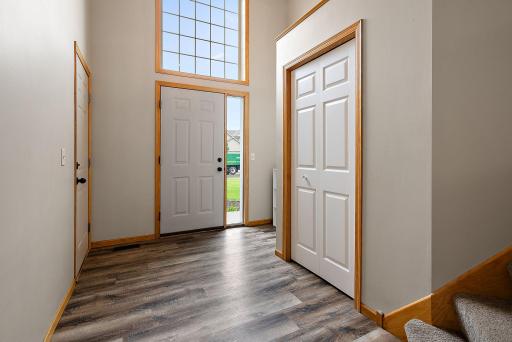 7331 Lamont Avenue NE, Albertville, MN 55301