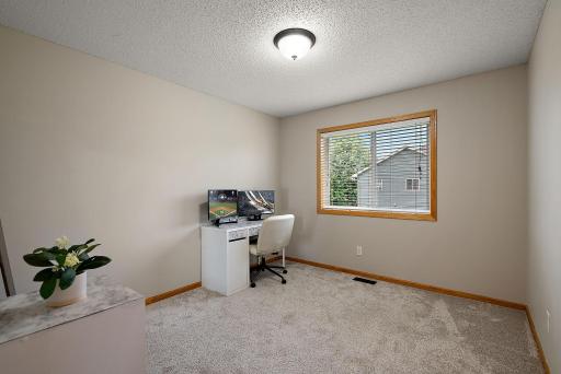 7331 Lamont Avenue NE, Albertville, MN 55301