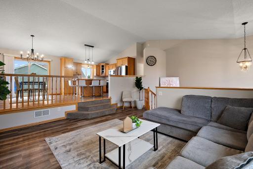 7331 Lamont Avenue NE, Albertville, MN 55301