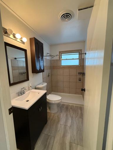 6725 W Verona Court, Milwaukee, WI 53219