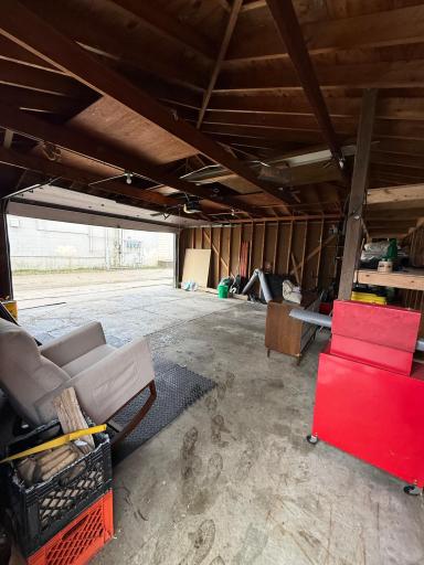 6725 W Verona Court, Milwaukee, WI 53219