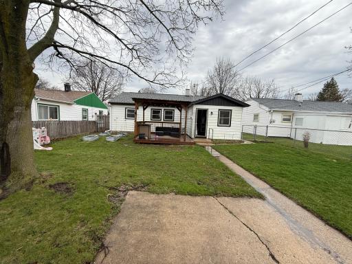 6725 W Verona Court, Milwaukee, WI 53219