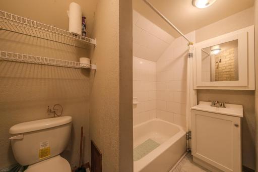 2394 Valentine Avenue, Saint Paul, MN 55108