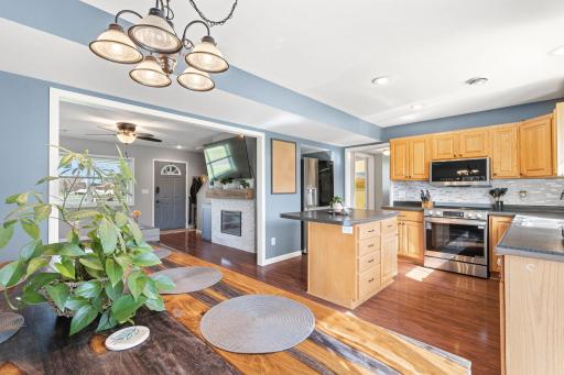 1375 Alton Lane, Hammond, WI 54015