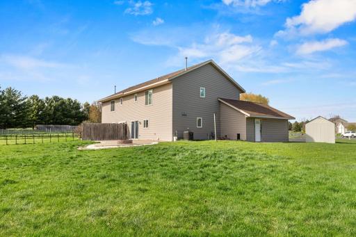 1375 Alton Lane, Hammond, WI 54015